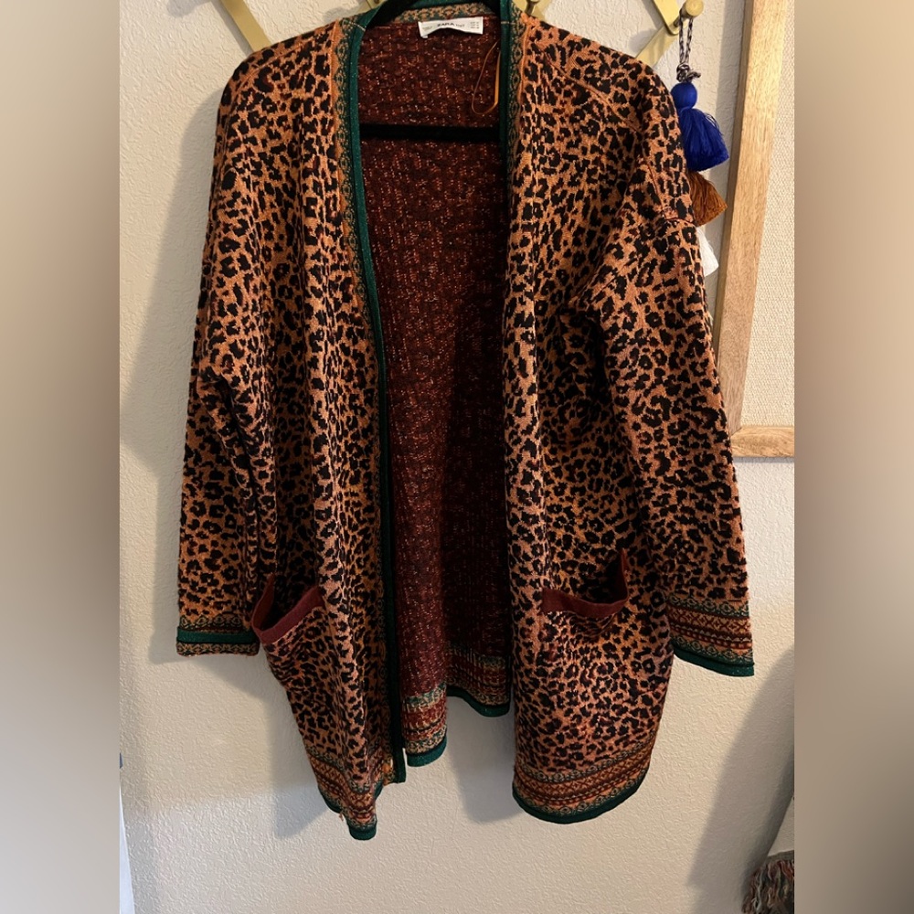 Zara cardigan size M